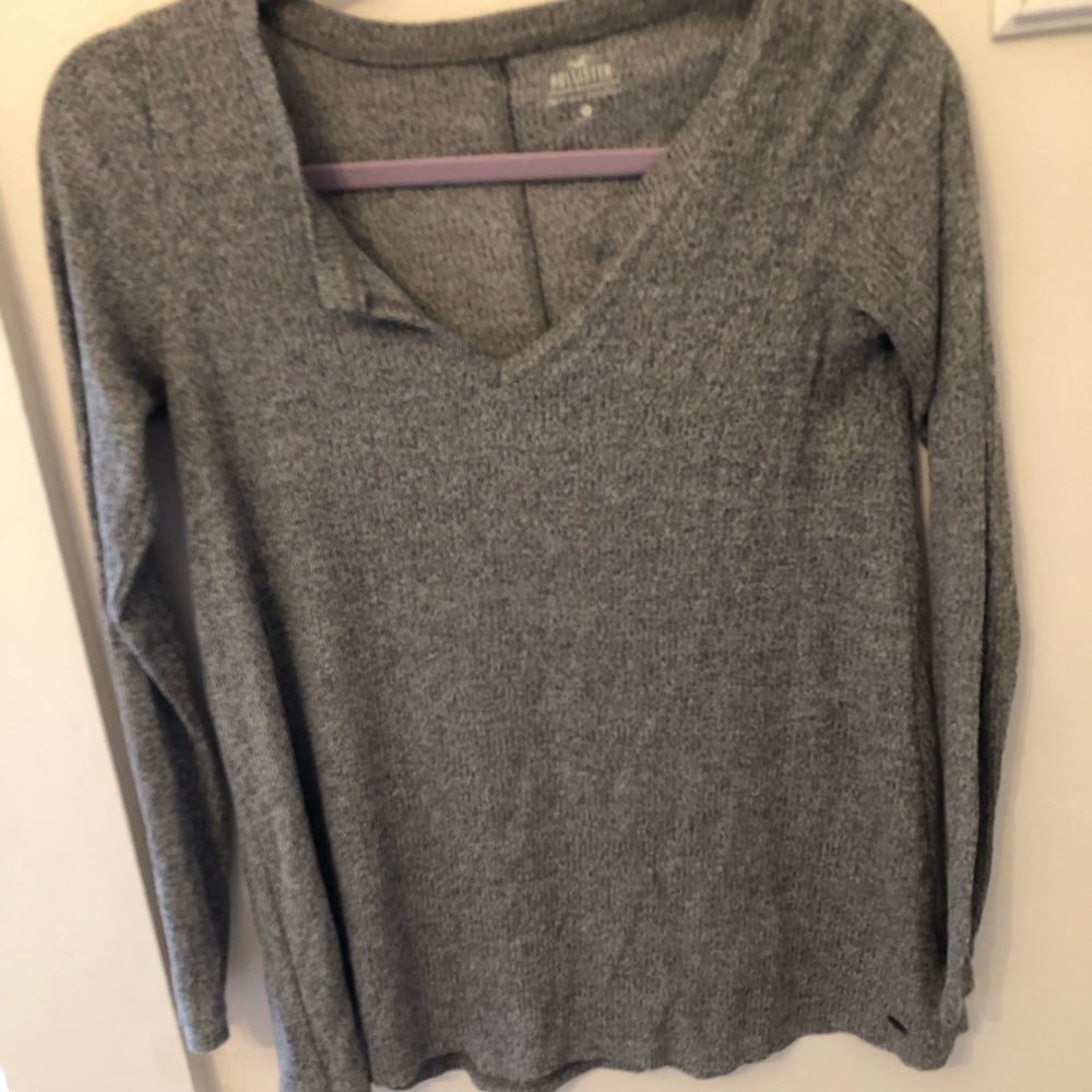 Holister long sleeve top